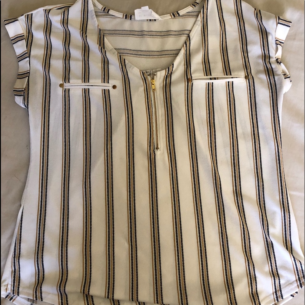 BRAND NEW Blouse